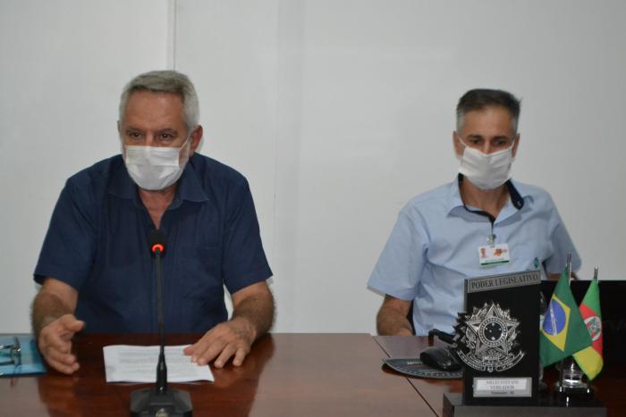 Trindade (e) e Zanella apresentaram os números da casa de saúde