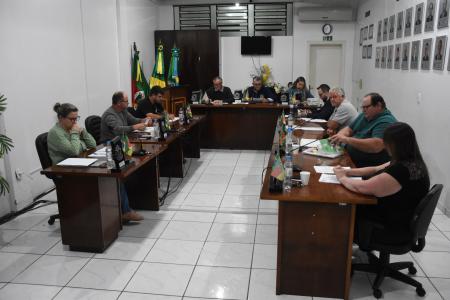 Câmara aprova dois Projetos e dois requerimentos na sessão desta semana