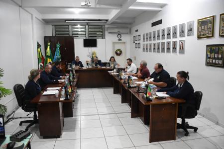 Câmara realizou última sessão ordinária de 2025